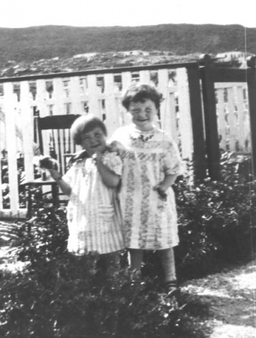 225: l-r Cede and Anne McCarthy. (circa 1928)  - daughters of James McCarthy &amp;amp; Julia Reddy
